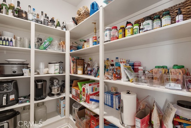 Detail Gallery Image 11 of 34 For 11661 Forsythia, Jurupa Valley,  CA 91752 - 4 Beds | 2/1 Baths