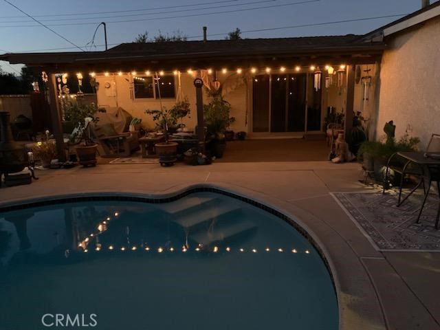 Nightime splendor poolside.