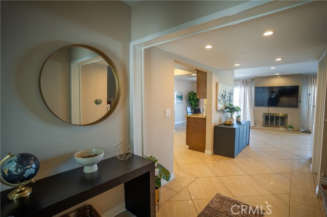 Detail Gallery Image 3 of 42 For 2067 Glentree, Lomita,  CA 90717 - 4 Beds | 4 Baths