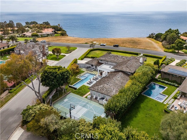 2736 Paseo Del Mar, Palos Verdes Estates CA: https://media.crmls.org/medias/9ed0017d-2a24-458f-872e-a5eb8a68d4b7.jpg