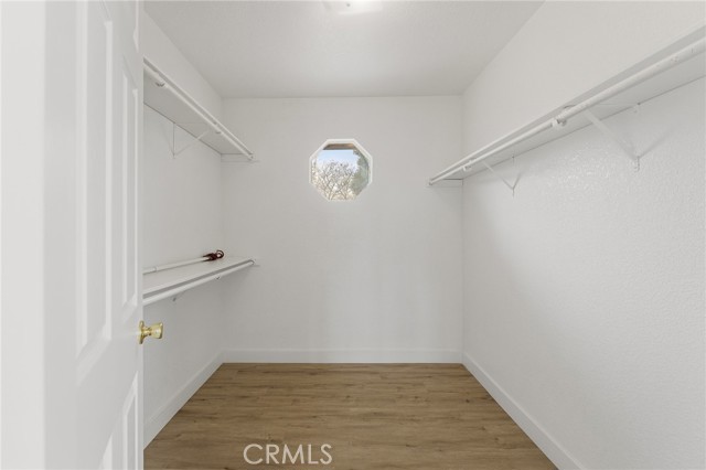 Detail Gallery Image 14 of 41 For 10312 Hawthorne Ave, Hesperia,  CA 92345 - 3 Beds | 3 Baths