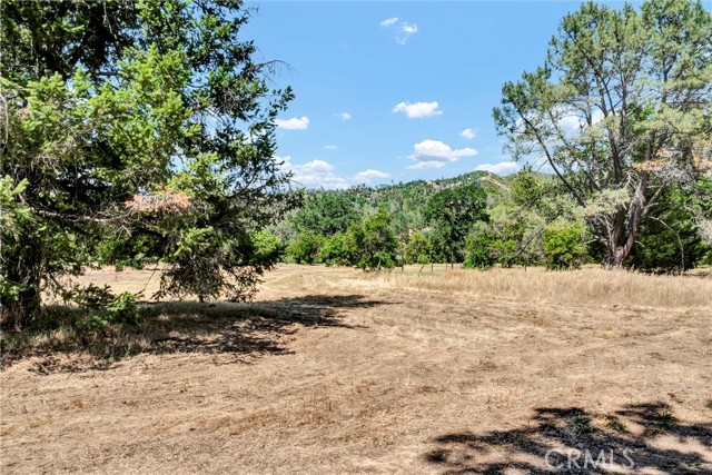 22550 Shady Grove Road, Middletown CA: https://media.crmls.org/medias/9ed070d8-9d72-4a6b-a115-f72ff4043e6f.jpg