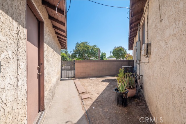 2306 W Cedarwood Street, West Covina CA: https://media.crmls.org/medias/9ed0dce2-dba0-4f25-b054-d9f3d7573d87.jpg