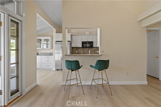 Detail Gallery Image 11 of 31 For 1954 Vista Caudal, Newport Beach,  CA 92660 - 3 Beds | 2 Baths