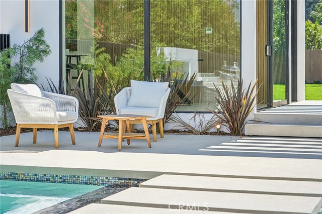 22930 Dolorosa Street, Woodland Hills CA: https://media.crmls.org/medias/9ed27d88-a5a3-415e-8b8f-8a6814bfa9be.jpg