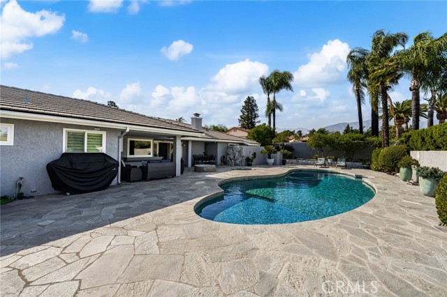 1738 N Ukiah Way, Upland CA: https://media.crmls.org/medias/9ed2b3cd-89ab-47d3-bc8e-6f6fce398c75.jpg