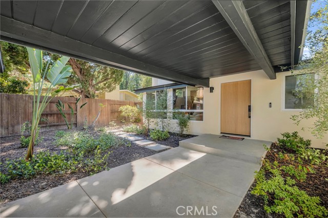 4941 Rigoletto Street, Woodland Hills CA: https://media.crmls.org/medias/9ed2d94b-890a-46c0-a5b4-8961b819f895.jpg