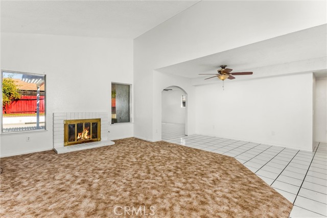 Detail Gallery Image 5 of 33 For 25784 Basil Ct, Moreno Valley,  CA 92553 - 4 Beds | 2/1 Baths