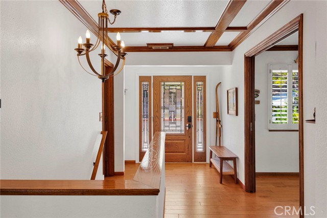 915 Trinity, Lake Arrowhead, CA 92352