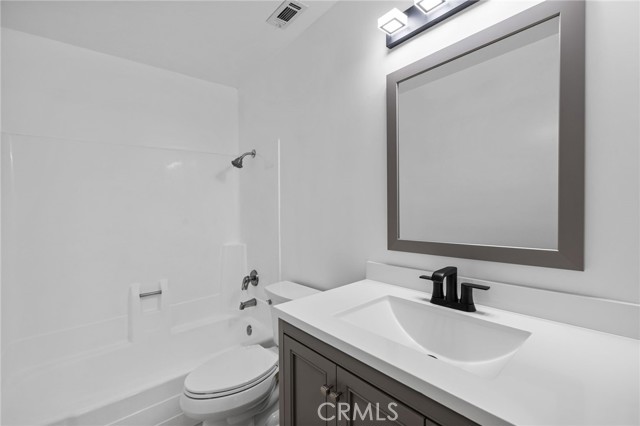Detail Gallery Image 14 of 30 For 6903 Crest Ave, Riverside,  CA 92503 - 4 Beds | 2 Baths