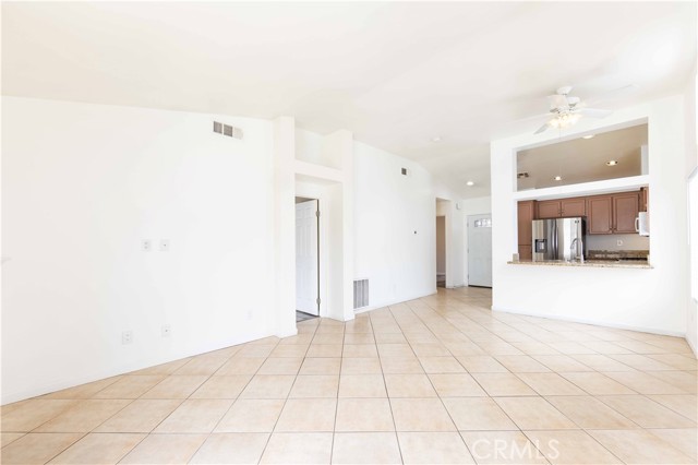 44630 Arbor Lane, Temecula CA: https://media.crmls.org/medias/9ed486e5-fad2-4759-a154-08e2a082f782.jpg