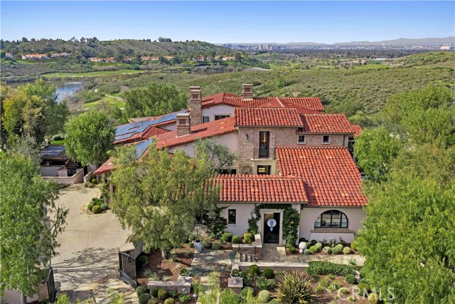 Detail Gallery Image 2 of 51 For 24 Jewel Flower, Irvine,  CA 92603 - 5 Beds | 5/1 Baths