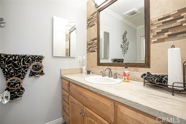 Detail Gallery Image 29 of 50 For 17047 Jeanine Pl, Granada Hills,  CA 91344 - 4 Beds | 3 Baths