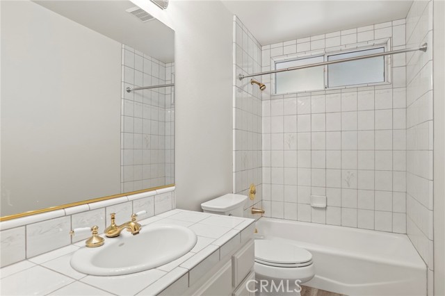 Detail Gallery Image 31 of 49 For 272 Manzanita, Thousand Oaks,  CA 91361 - 4 Beds | 3 Baths