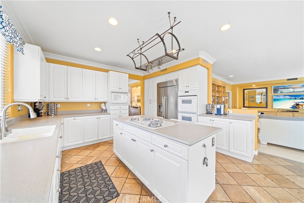 9ed55bd9 1110 4a75 8aea Cd898187e640