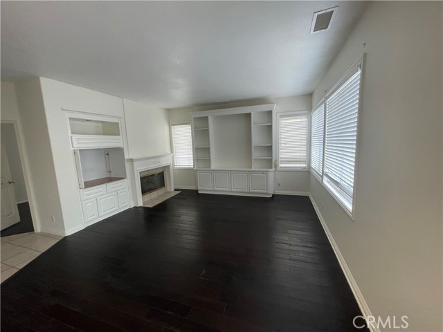 Detail Gallery Image 18 of 51 For 16359 Skyridge Dr, Riverside,  CA 92503 - 4 Beds | 3 Baths