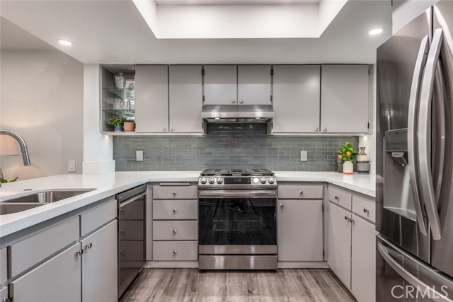 Fully remodeled kitchen and GE appliances AND we have under cabinet lighting too!