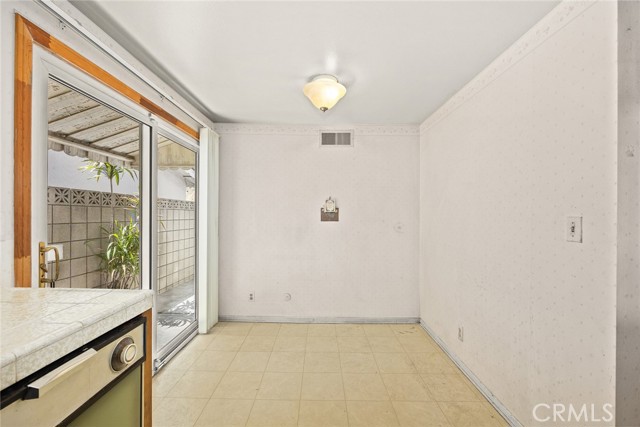 Detail Gallery Image 13 of 28 For 1950 Abajo Dr, Monterey Park,  CA 91754 - 3 Beds | 2/1 Baths