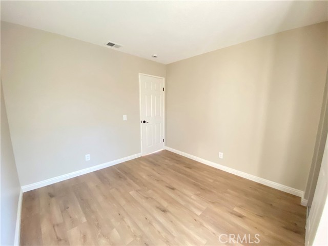 Detail Gallery Image 14 of 23 For 30 Mountain Shadows, Pomona,  CA 91766 - 3 Beds | 2/1 Baths