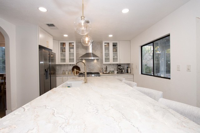 Detail Gallery Image 10 of 14 For 3682 Grovedale St, Corona,  CA 92881 - 5 Beds | 3 Baths