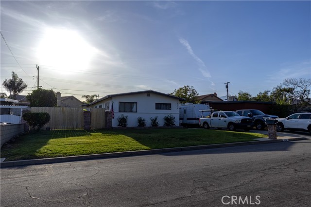 Front Image Thumbnail for CRPW26086448