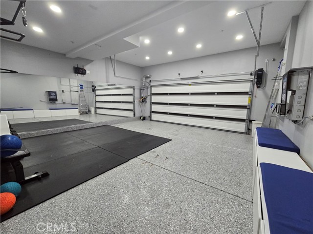1865 Orizaba Avenue, Signal Hill CA: https://media.crmls.org/medias/9eda9da3-5b52-490d-8a7a-6a792652e188.jpg