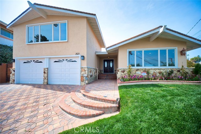 2521 Colt Road, Rancho Palos Verdes, California 90275, 4 Bedrooms Bedrooms, ,3 BathroomsBathrooms,Residential,Sold,Colt,DW18095366