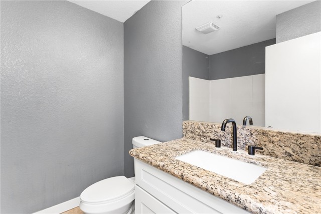 Detail Gallery Image 19 of 36 For 11355 Tondela St, Fontana,  CA 92337 - 5 Beds | 2/1 Baths