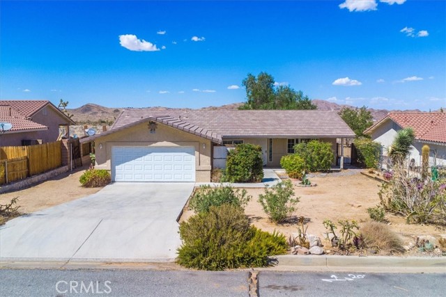 Detail Gallery Image 1 of 51 For 60226 Chesapeake Dr, Joshua Tree,  CA 92252 - 3 Beds | 2 Baths