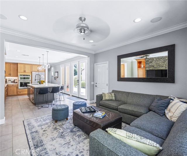 45 Coriander, Irvine CA: https://media.crmls.org/medias/9edc817b-657e-4161-a26a-080a8581b033.jpg