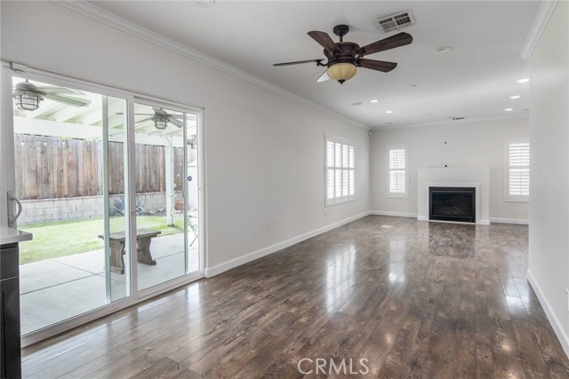 Detail Gallery Image 5 of 20 For 27708 Ferguson Drive, Castaic,  CA 91384 - 5 Beds | 3 Baths