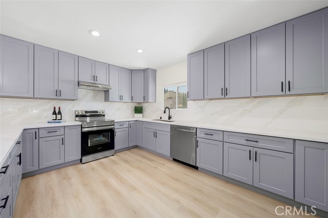 Detail Gallery Image 4 of 21 For 3505 Ibis St, San Diego,  CA 92103 - 3 Beds | 2/1 Baths