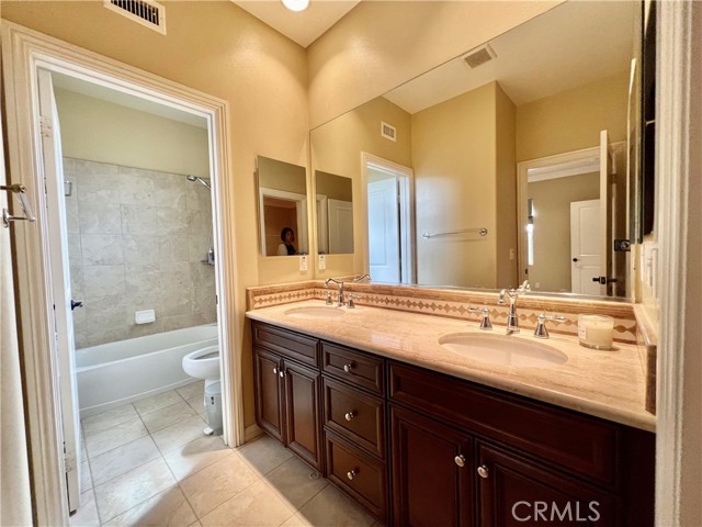 Detail Gallery Image 29 of 30 For 3974 E Callaway Dr, Ontario,  CA 91761 - 6 Beds | 4/1 Baths