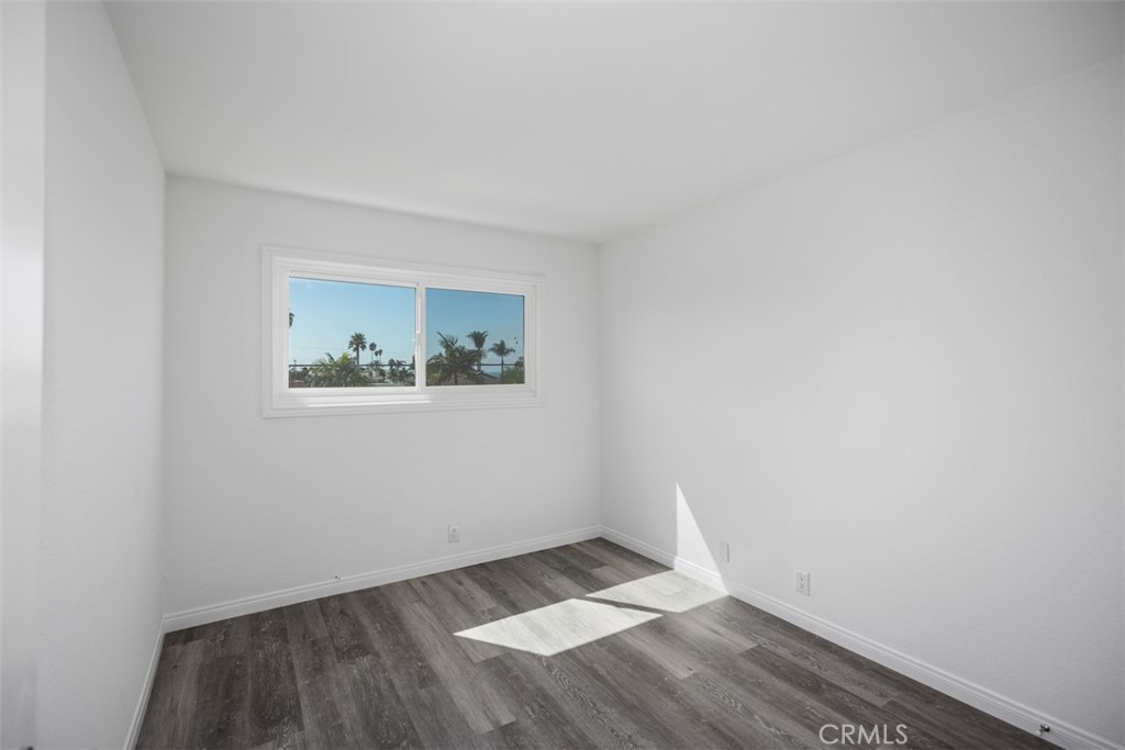 MLS #OC25198986 image #24