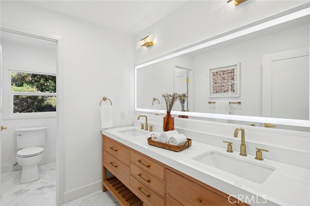 Detail Gallery Image 31 of 38 For 10222 Deerhill, Santa Ana,  CA 92705 - 4 Beds | 2/1 Baths