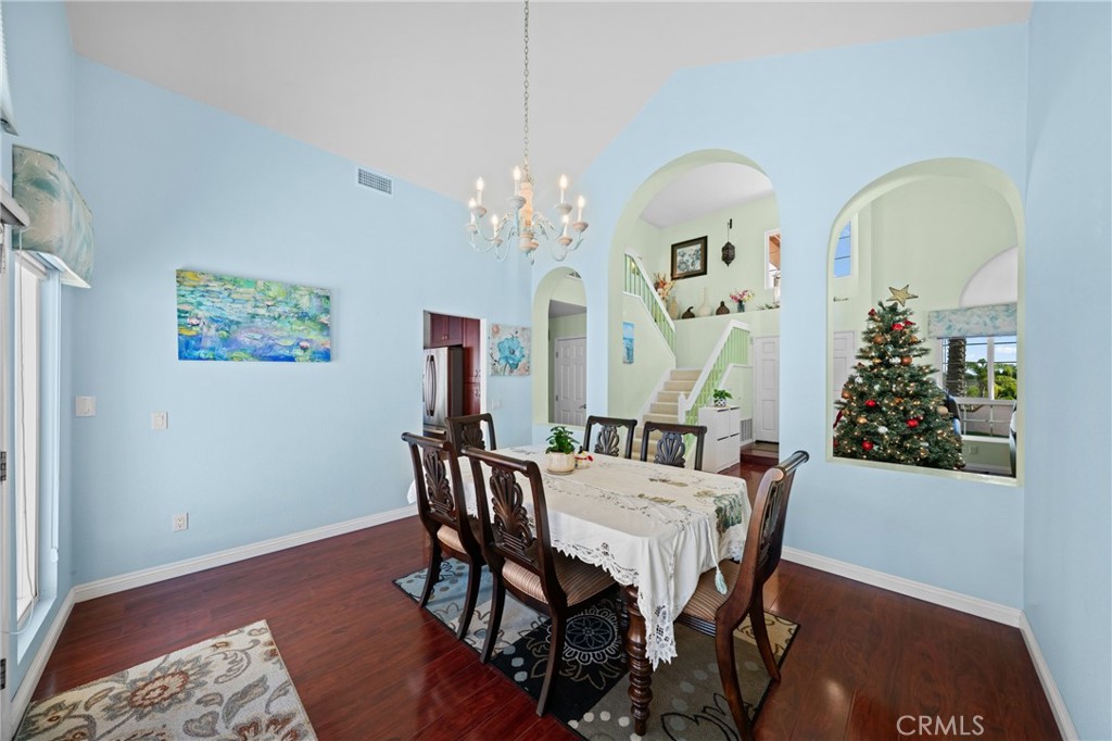 MLS #OC25274238 image #9