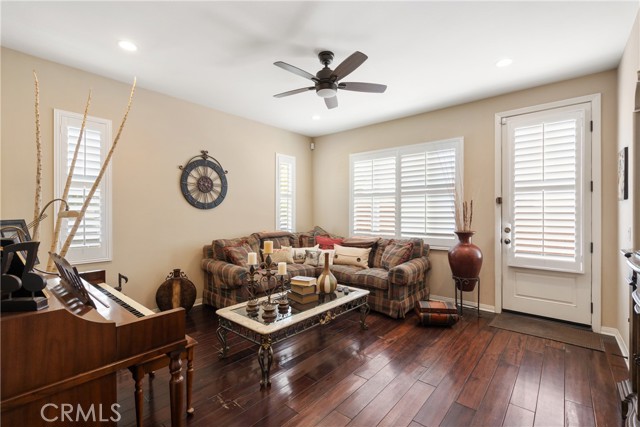 Detail Gallery Image 7 of 30 For 8395 Edgewood St, Chino,  CA 91708 - 3 Beds | 2/1 Baths