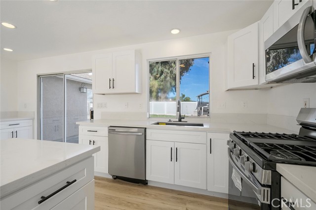 Detail Gallery Image 20 of 29 For 27551 Eastwind Dr, Corona,  CA 92883 - 3 Beds | 2 Baths