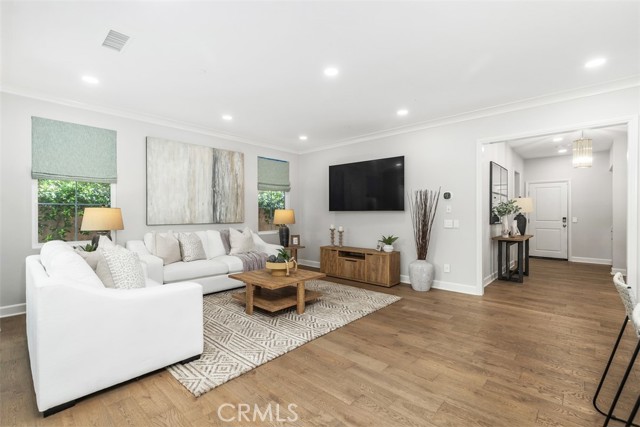 Detail Gallery Image 12 of 34 For 53 Painted Cameo, Irvine,  CA 92602 - 4 Beds | 4 Baths