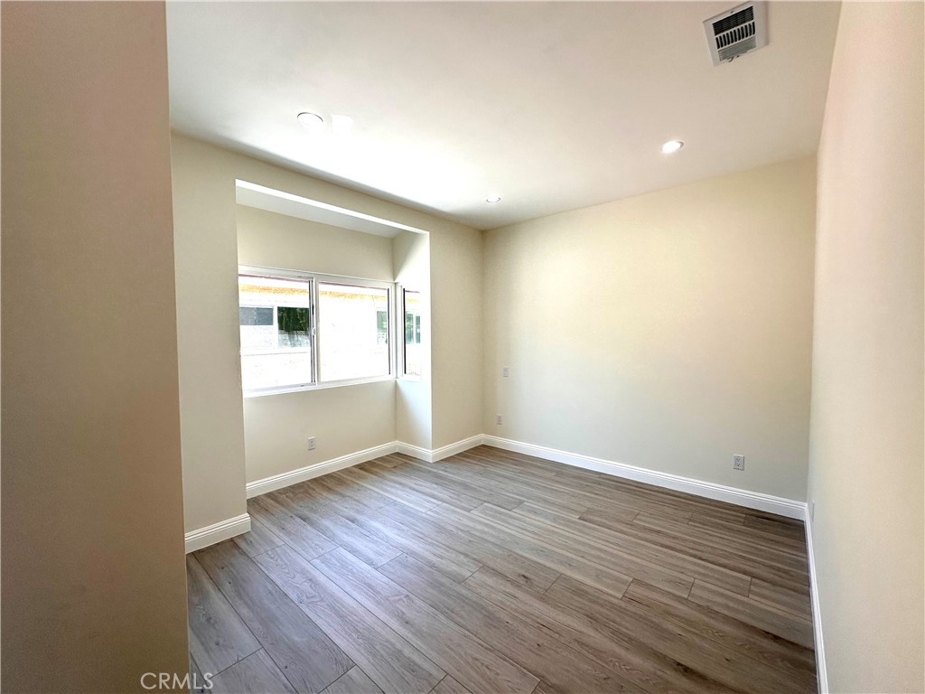 MLS #WS25165113 img 6