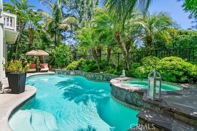 66 Elderwood, Aliso Viejo CA: https://media.crmls.org/medias/9ee0e688-c5ad-4a2d-98dd-5468d9e0049a.jpg