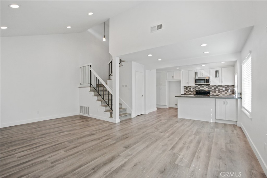 1700 W Cerritos Ave #314