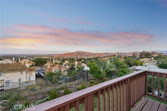 Detail Gallery Image 13 of 25 For 729 La Loma Ln, Corona,  CA 92879 - 4 Beds | 2/1 Baths