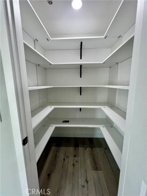10165 E Avenue S10, Littlerock CA: https://media.crmls.org/medias/9ee17e6c-1bc4-4ab4-b615-0c5cc887098d.jpg