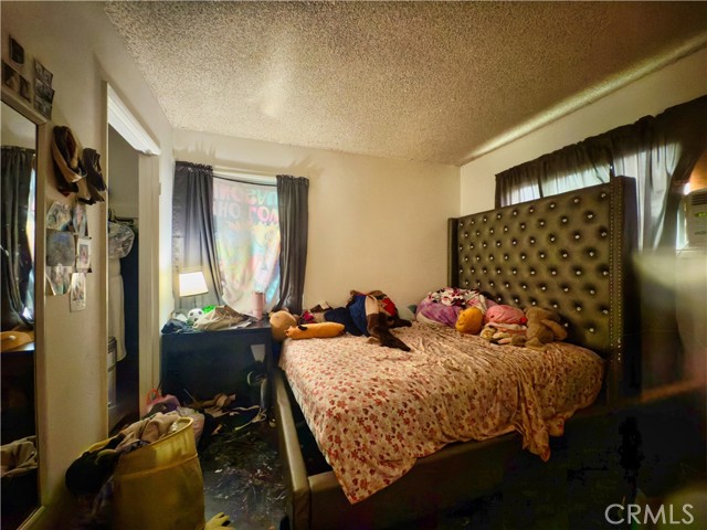 6352 Budlong Lake Avenue, San Diego CA: https://media.crmls.org/medias/9ee28fc8-2a4a-4627-b0e8-db878084ef2b.jpg