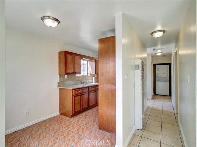 Detail Gallery Image 15 of 34 For 1667 E 111th, Los Angeles,  CA 90059 - 2 Beds | 2 Baths