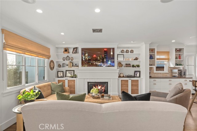 1147 7th Street, Hermosa Beach, California 90254, 3 Bedrooms Bedrooms, ,2 BathroomsBathrooms,Residential,For Sale,7th Street,SB25258608 1147 7th Street, Hermosa Beach, California 90254, 3 Bedrooms Bedrooms, ,2 BathroomsBathrooms,Residential,For Sale,7th Street,SB25258608