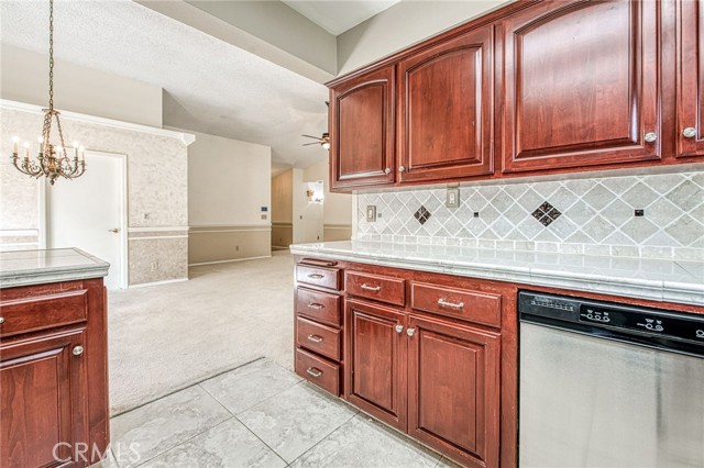 Detail Gallery Image 17 of 35 For 335 Mckelvy, Clovis,  CA 93611 - 4 Beds | 2 Baths