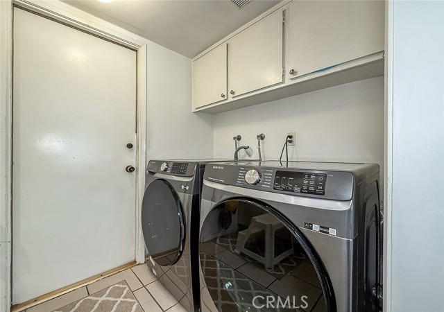 3301 Blue Ridge Court, Thousand Oaks CA: https://media.crmls.org/medias/9ee3ffef-9458-41ef-b70b-3b906b0ad5ac.jpg