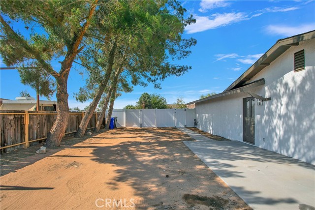 Detail Gallery Image 26 of 31 For 20357 Shoshonee Rd, Apple Valley,  CA 92307 - 3 Beds | 2 Baths